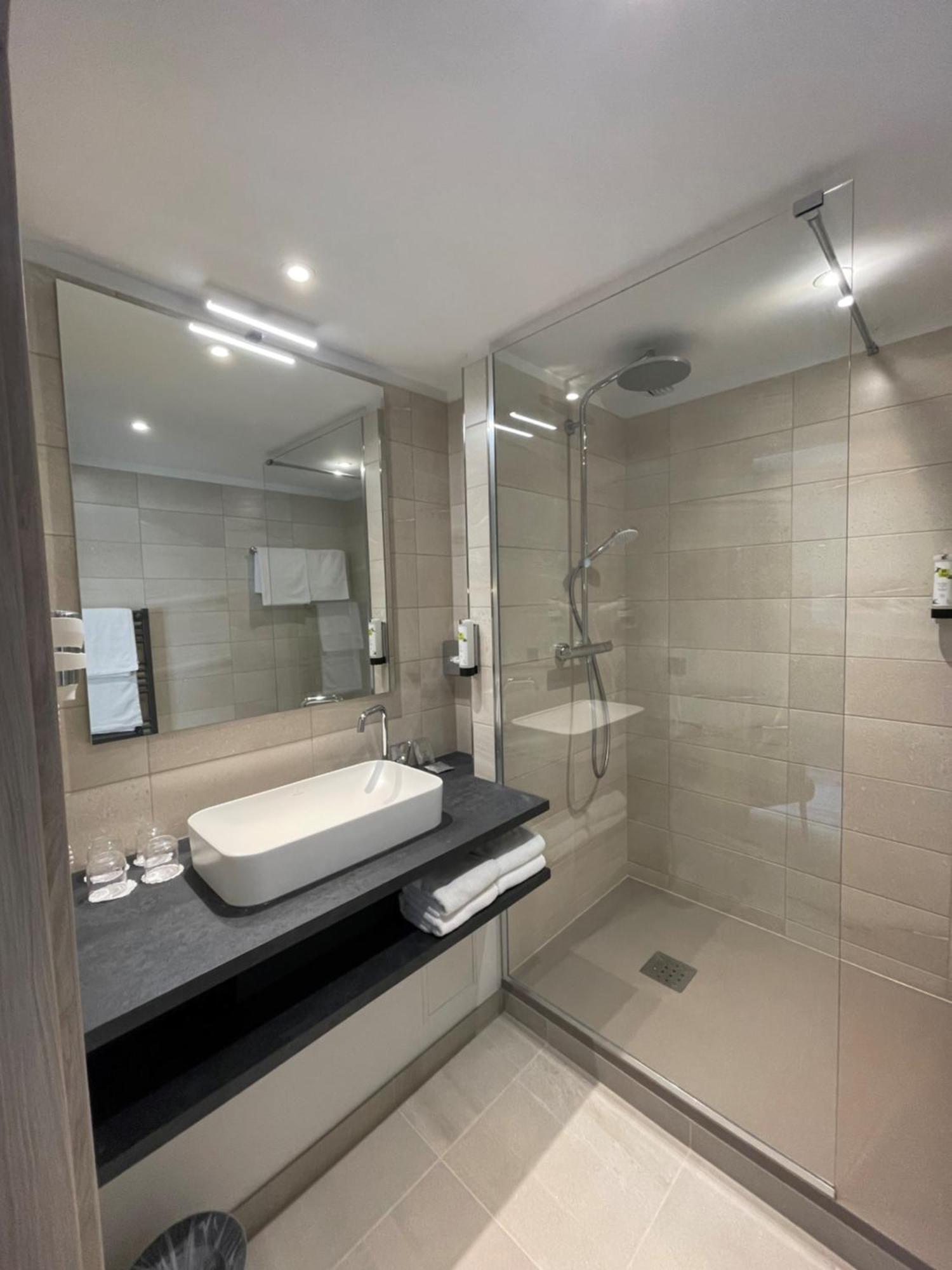 Les Appartements Du Parc - Acces Piscine Et Spa 묑스테르 객실 사진