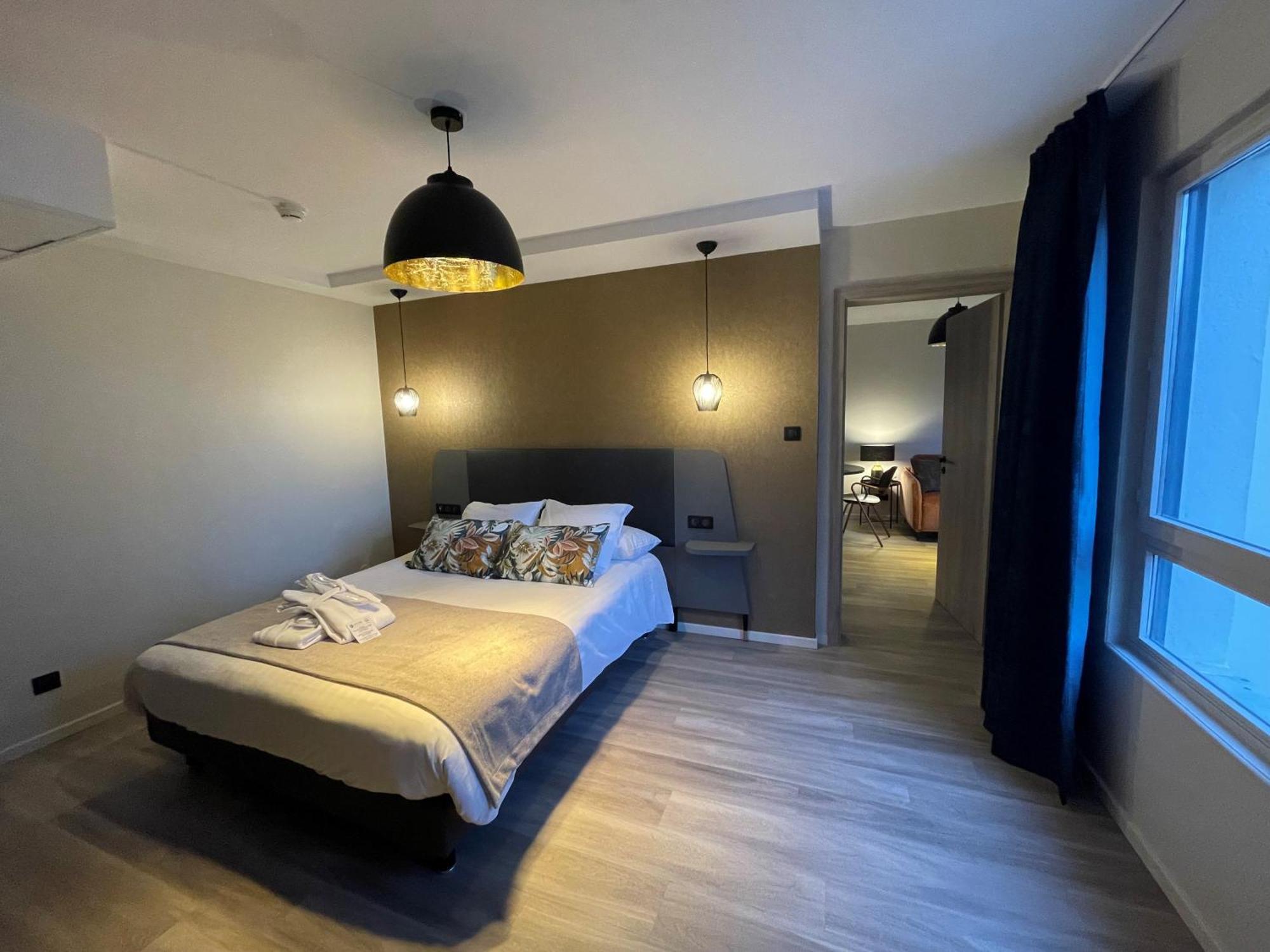 Les Appartements Du Parc - Acces Piscine Et Spa 묑스테르 객실 사진